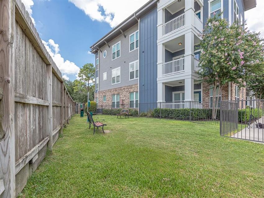 Delray Apartments, 1715 Enclave Parkway, Houston, TX RentCafe